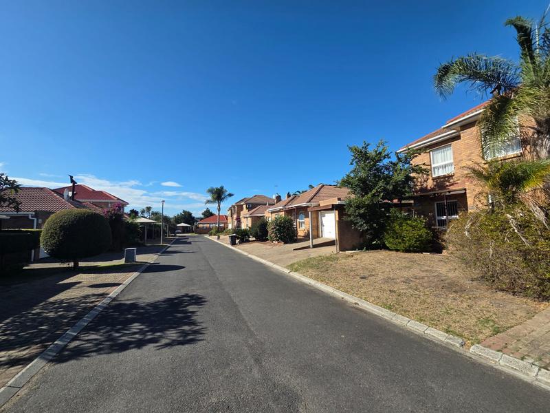 2 Bedroom Property for Sale in D